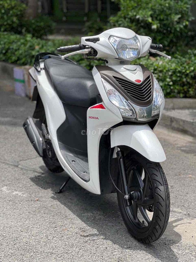 Honda Vision 2020 Smartkey Trắng đỏ. Mua bán Xe máy tại Quận 11 Tp Hồ Chí Minh được đăng bởi Hưng Từ hình 2