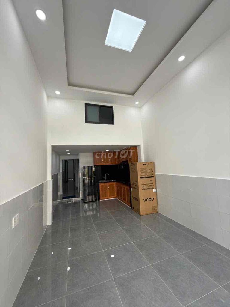 15 triệu - Nhà mới - 3PN (2PN tầng trệt) - Full NT - Lê Quốc Trinh