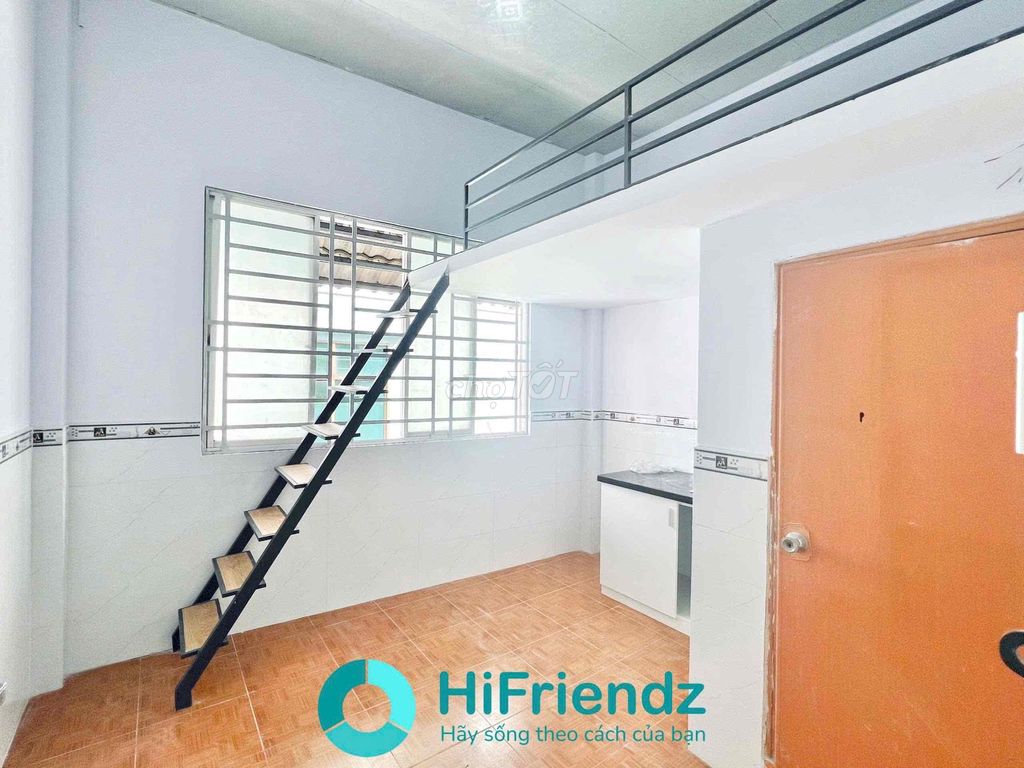 PHÒNG TRỌ giá rẻ có cửa sổ trời - sẵn máy lạnh, bếp sát Cầu Chà Và Q5