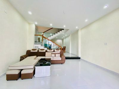 Rent · 5 bd · 80 м² · Quận Sơn Trà, ул. Đường Phan Huy Chú