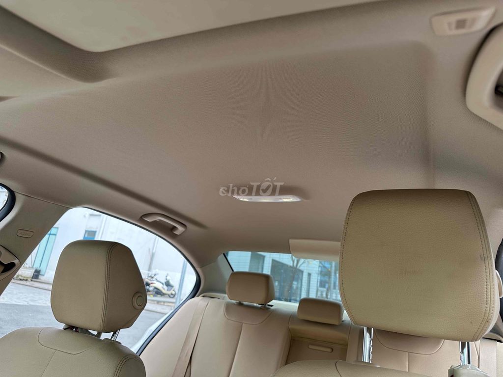 BMW 3 Series 2015 320i - 96839 km. Mua bán Ô tô tại undefined undefined được đăng bởi TIẾN QUÂN CAR hình 18