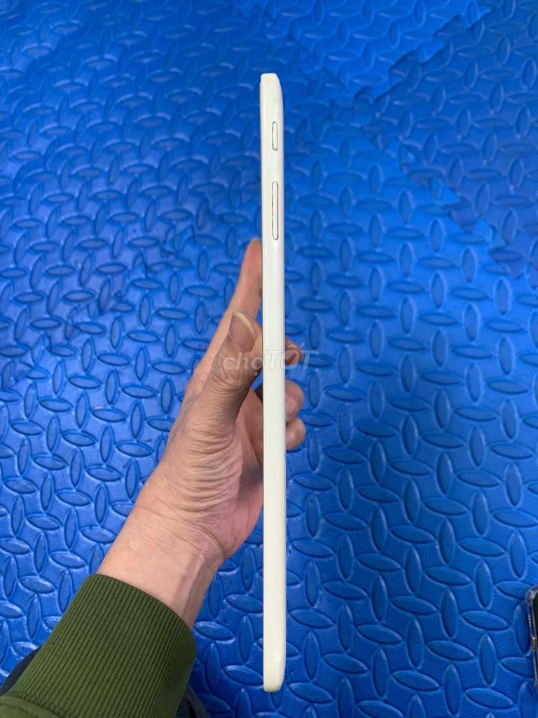 Bán Samsung Tab E T561 màn to zin cũ. Mua bán Máy tính bảng tại Quận Hà Đông Hà Nội được đăng bởi Mạnh Mobile hình 3