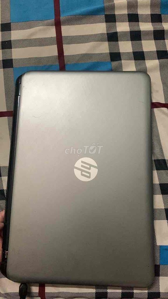 laptop HP core i5 ram 8 sad 240G không lỗi lầm