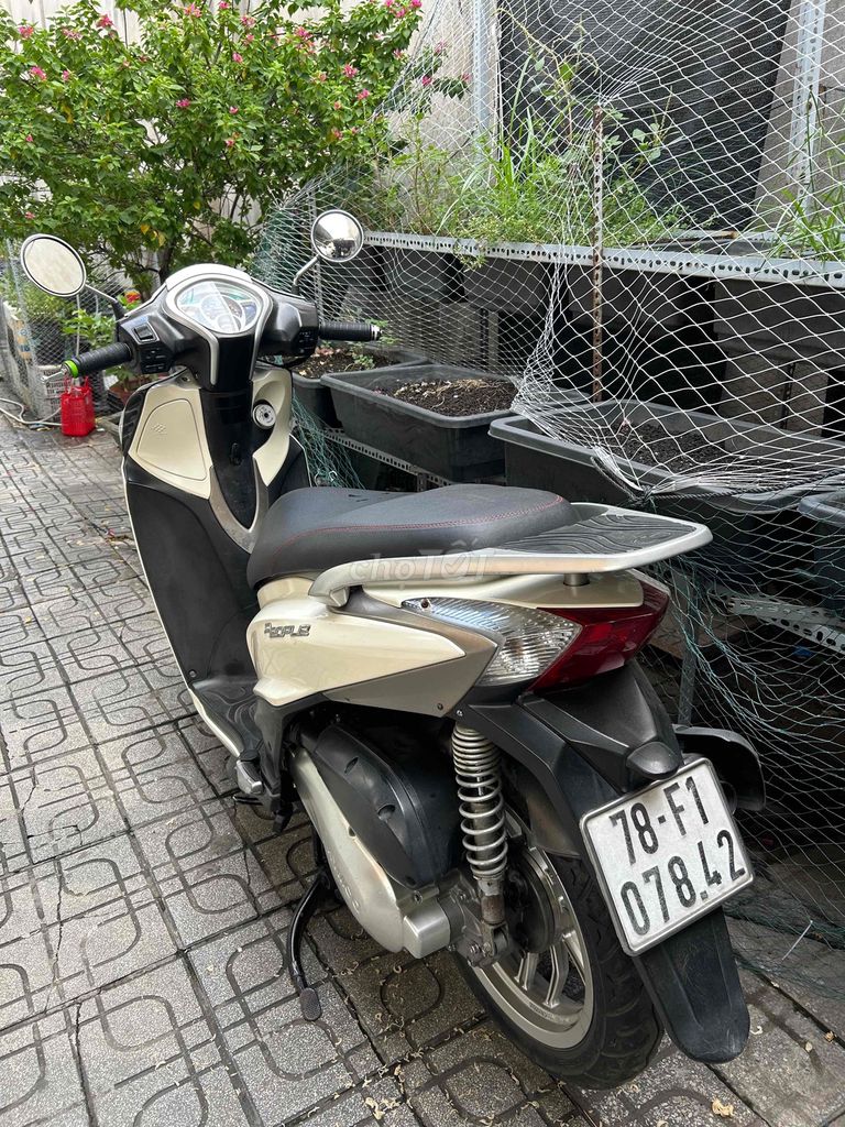 Скутер Kymco People 16 Fi 125cc белый, в отличном состоянии