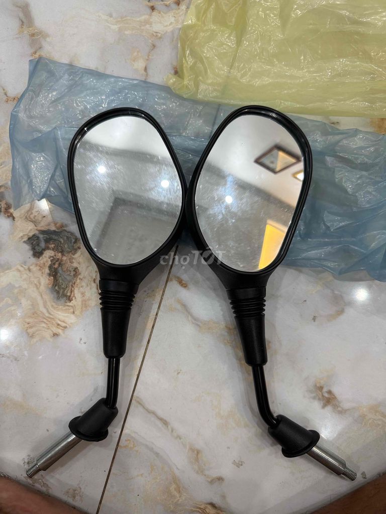 Cặp Kính SH Ý theo xe 2012 chưa sử dụng. Mua bán Phụ tùng xe tại Huyện Giao Thủy Nam Định được đăng bởi Tuấn Anh hình 4