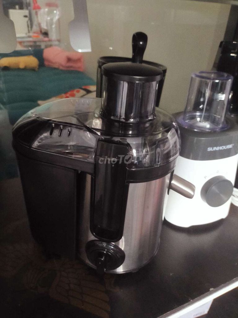 Máy ép trái cây Tefal Đen, Bạc, thiết kế nhỏ gọn. Mua bán Bếp, lò, đồ điện nhà bếp tại Quận Cẩm Lệ Đà Nẵng được đăng bởi Bùi Văn Thái  hình 1