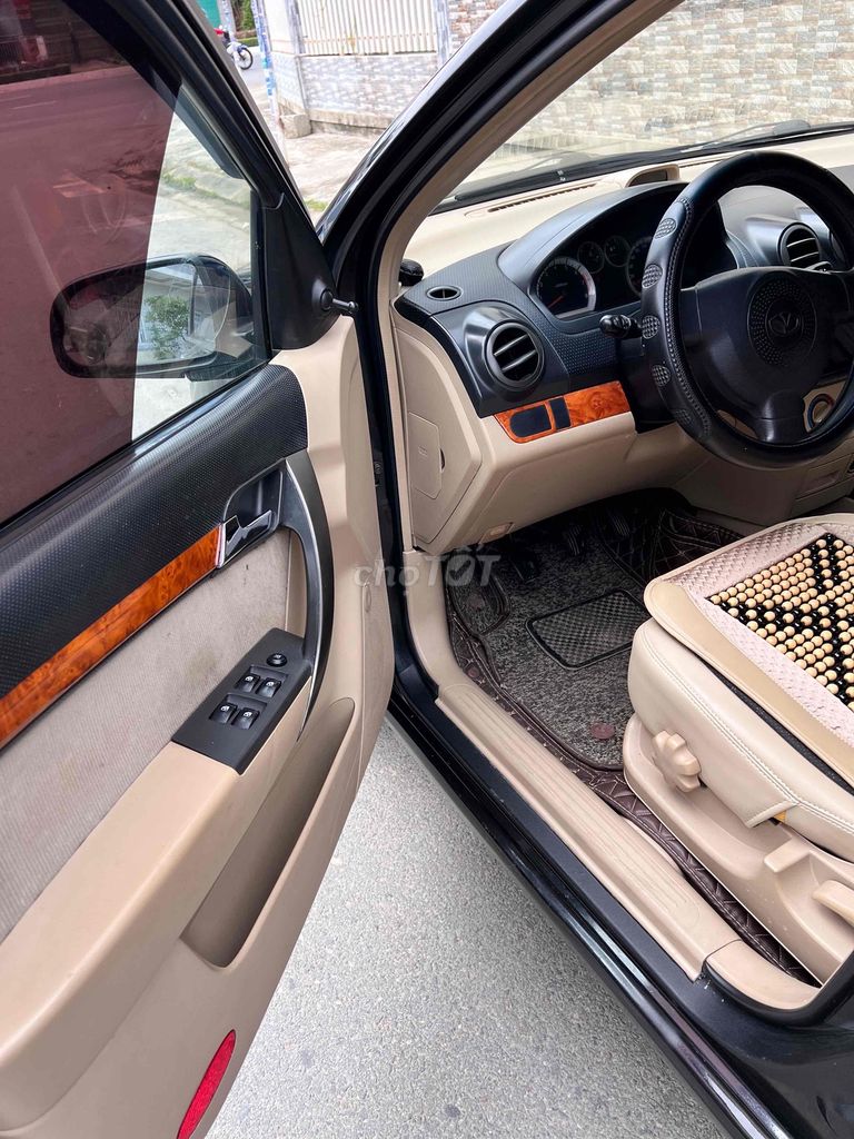 Daewoo Gentra 2010 photo 5