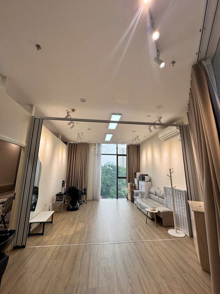CC Bán Shop Khối Đế TriniTy Tower 145 Đ. Hồ Mễ Trì 52m2 Full Nội Thất