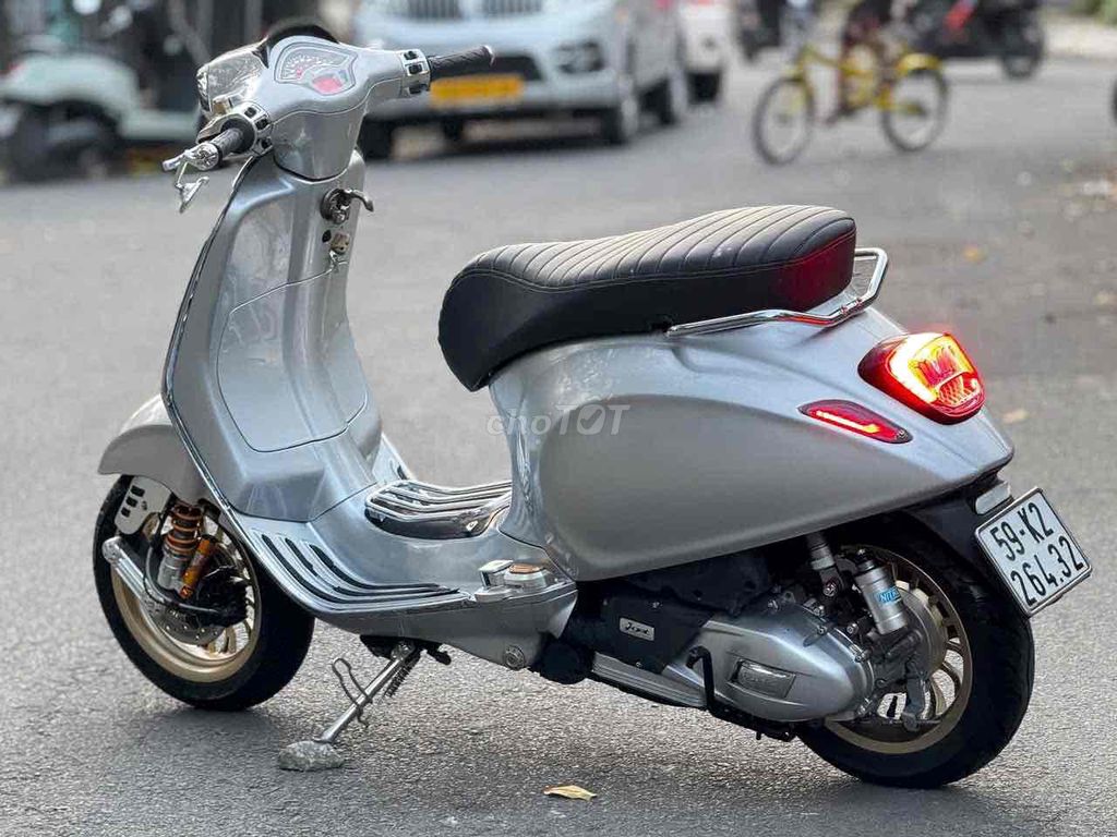 vespa 125 bstp 9c dọn full kiễng đẹp nợ xấu trả 50. Mua bán Xe máy tại Quận Bình Tân Tp Hồ Chí Minh được đăng bởi Xe Máy Qúy Le hình 3
