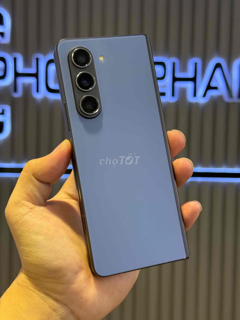 Samsung Zfold5 1000GB Xám. Mua bán Điện thoại tại Quận 3 Tp Hồ Chí Minh được đăng bởi Phone2Hand hình 1