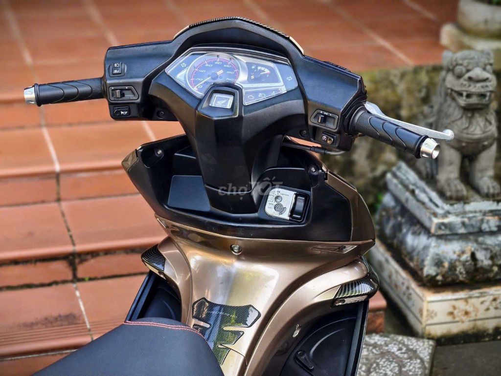 Em bán chiếc airblade Thái Fi đời 2010. Mua bán Xe máy tại Quận Cái Răng Cần Thơ được đăng bởi Nghiêm Hoàng Thiên Gia Hạo hình 5