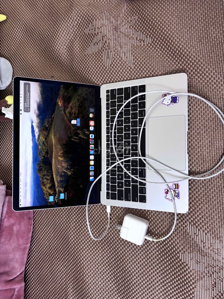 macbook air 2019-8g-128g. Mua bán Laptop tại Thành phố Bắc Ninh Bắc Ninh được đăng bởi Tung Tran hình 1