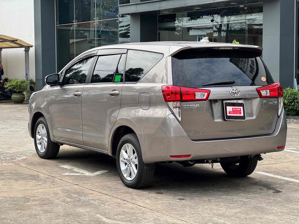 Innova G đồng 2018 tự động đi 74139km bao ra tên