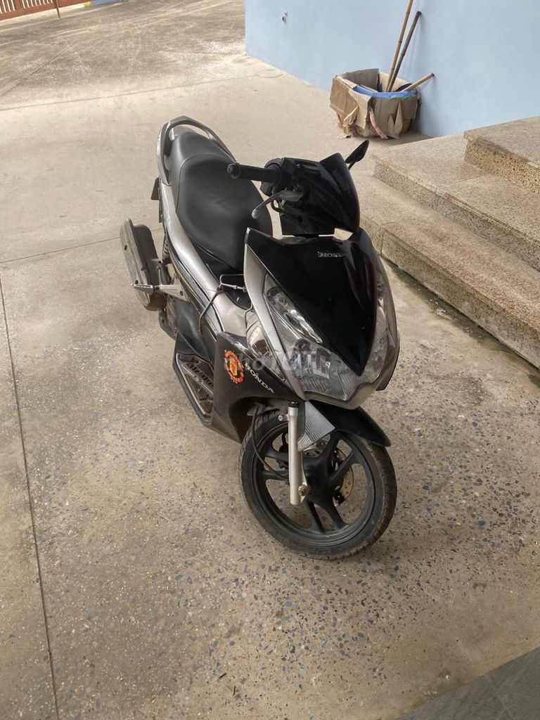 Bán AirBlade 2011 chính chủ 12tr5. Mua bán Xe máy tại Huyện Sóc Sơn Hà Nội được đăng bởi Hải Hoàngg hình 1