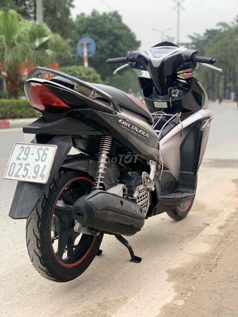 ab 110 dk 2012 fi chân điện ngon,chất. Mua bán Xe máy tại Huyện Thanh Trì Hà Nội được đăng bởi xe máy cũ chính hãng hình 9