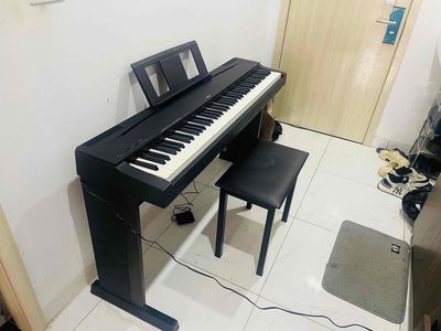 Piano Yamaha P70