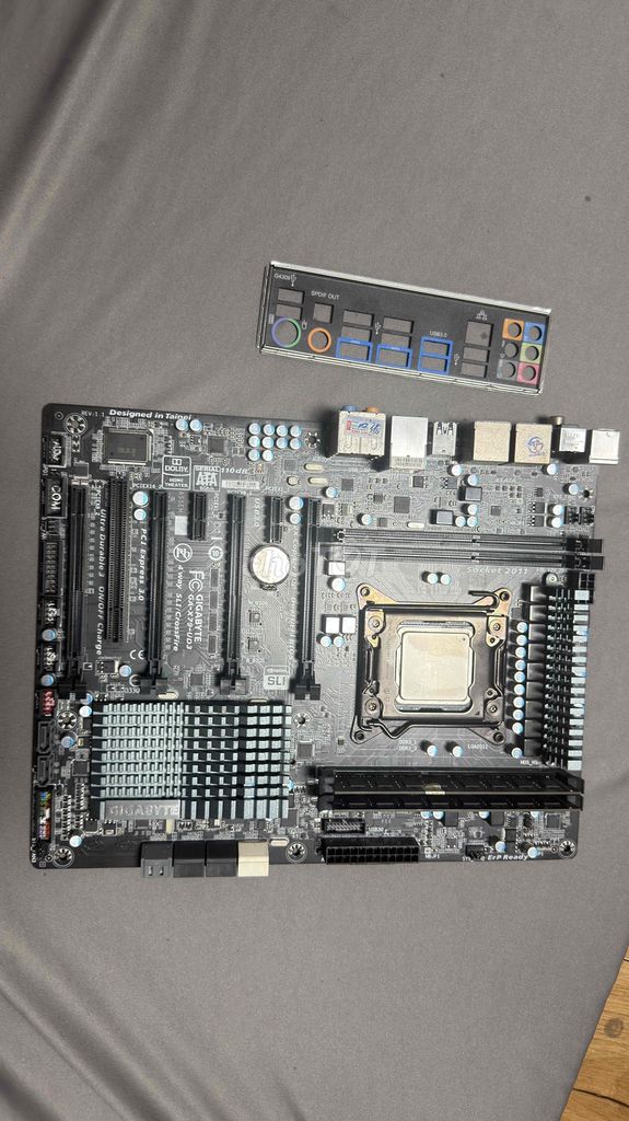 Mainboard Gigabyte X79 i7 3930K 16GB. Mua bán Linh kiện (RAM, Card...) tại Thị xã Tân Uyên Bình Dương được đăng bởi Nguyễn Linh hình 1