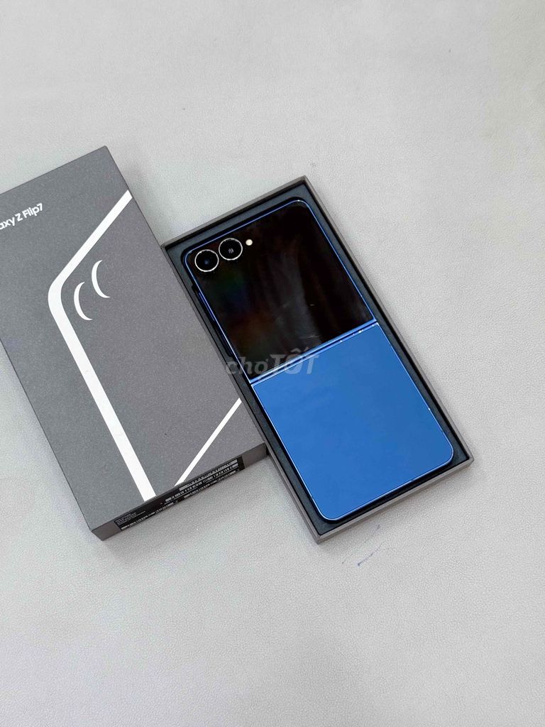 Samsung Z Flip7 Blue 512GB Bh 7/2027. Mua bán Điện thoại tại Quận Thanh Khê Đà Nẵng được đăng bởi Thiện Lê TShop 16 Lê Đình Lý hình 1