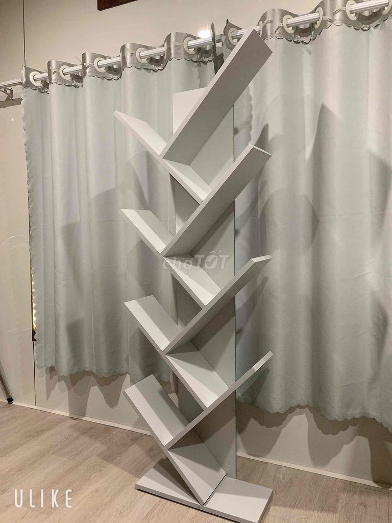 Kệ sách gỗ công nghiệp trắng 1m6. Mua bán Tủ, kệ gia đình tại Quận Hải Châu Đà Nẵng được đăng bởi Thi công nội thất hình 1