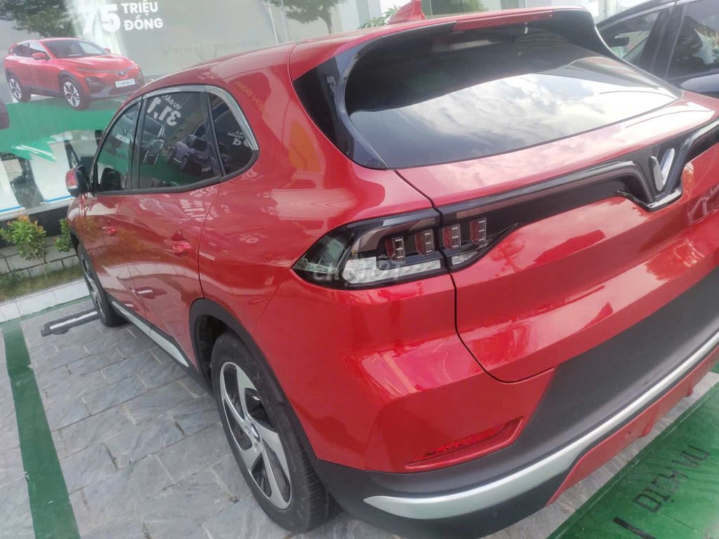 Vinfast VF8 Eco 2024 màu đỏ. Mua bán Xe điện tại Huyện Thường Tín Hà Nội được đăng bởi Nguyễn Tín hình 3