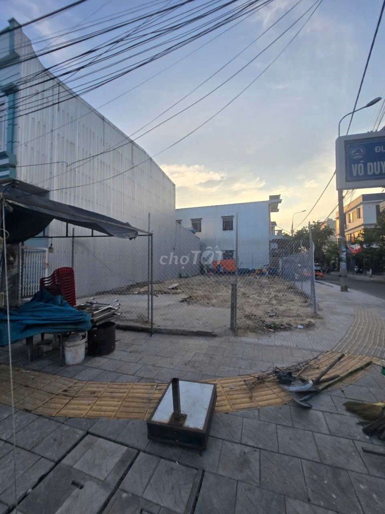 Cho thuê lô đất 2 mặt tiền kinh doanh buôn bán.Võ duy ninh và Nam thọ. Cho thuê đất tại Quận Sơn Trà Đà Nẵng được đăng bởi Đỗ Văn Sỹ hình 1