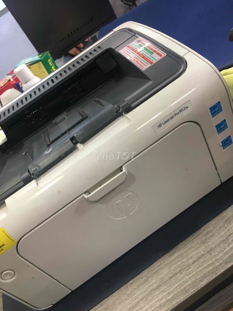 Máy in HP LaserJetPro M12W lỗi nhỏ xíu