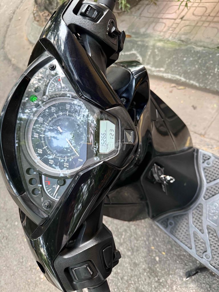 Хонда SH125 CBS 2018 Красивое Черное море 905.99