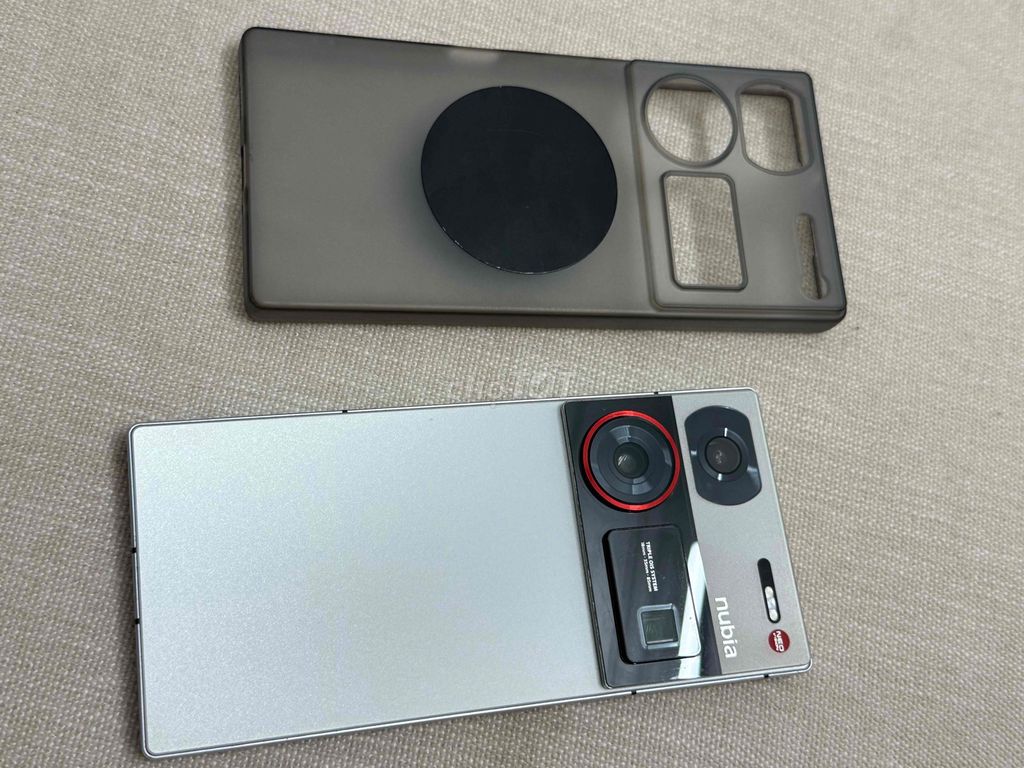 Nubia Z60 Ultra 256GB Bạc. Mua bán Điện thoại tại Quận Hai Bà Trưng Hà Nội được đăng bởi Minh Minh hình 1