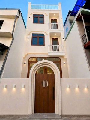 BÁN NHÀ ĐẸP MỚI XÂY 5,6 tỷ ( Q4 )
