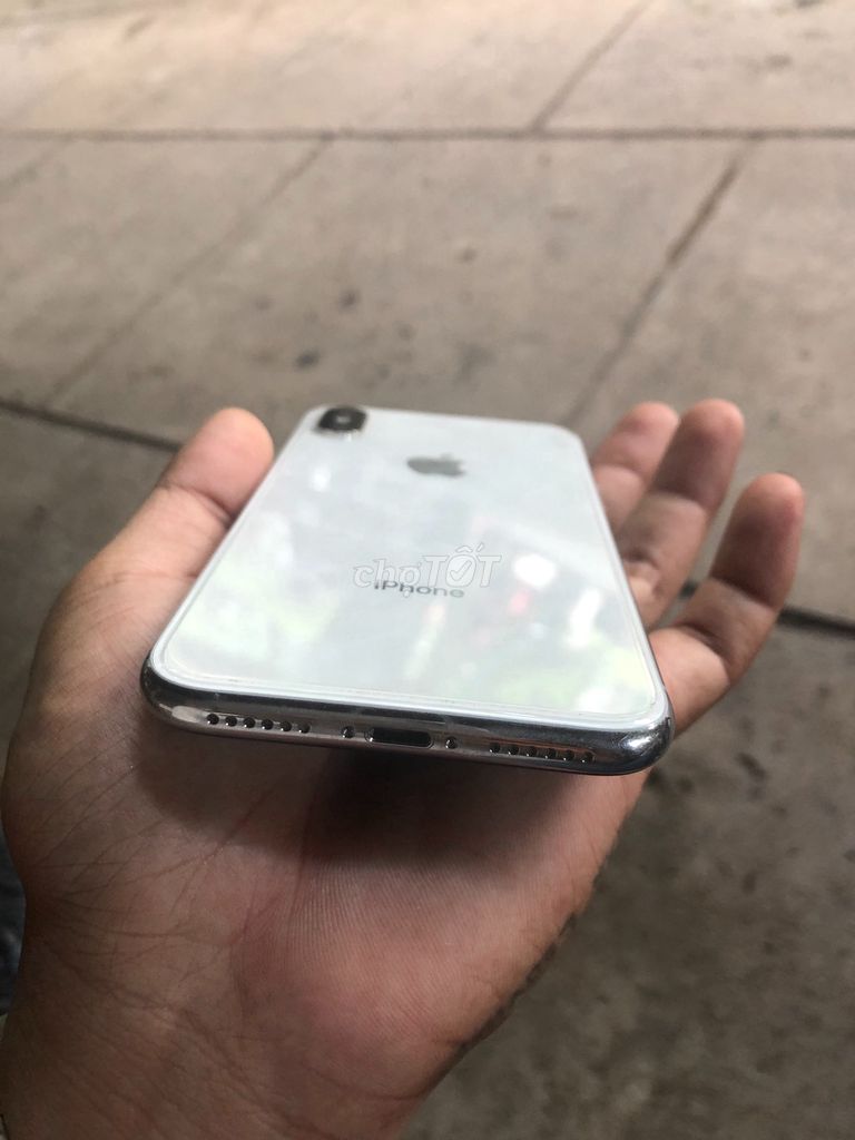 0796422223 - Apple iPhone X trắng