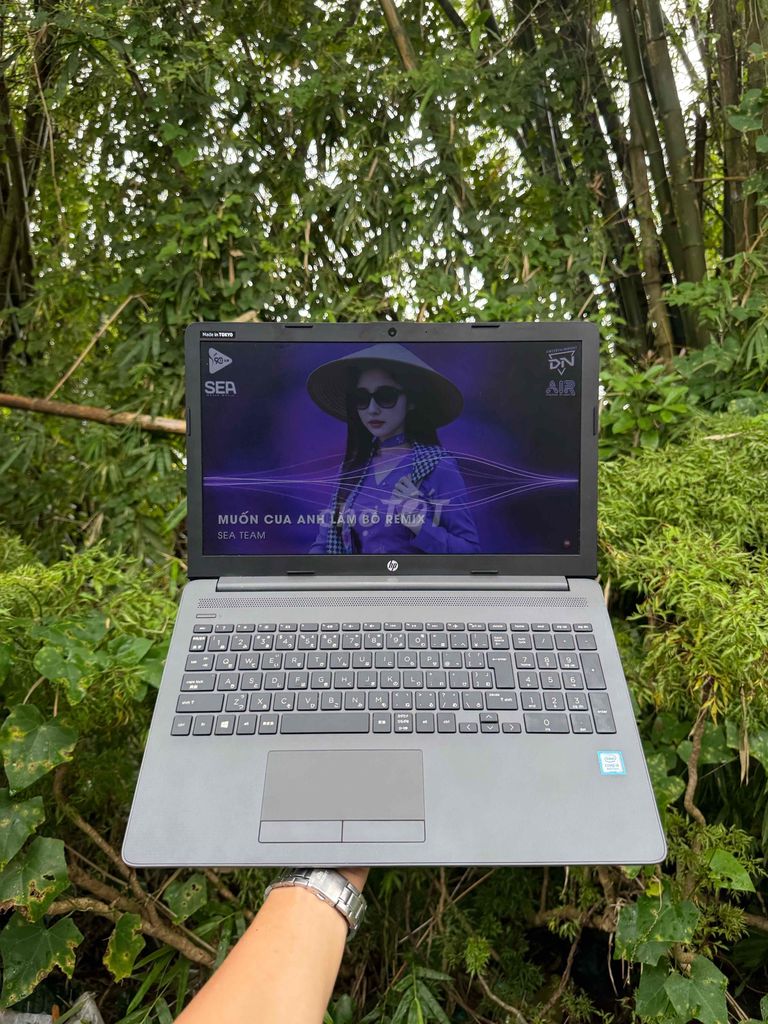 💻 LAPTOP HP 250 G7 – CORE i5 THẾ HỆ 8 💻. Mua bán Laptop tại Thành phố Vĩnh Long Vĩnh Long được đăng bởi Ngà Trần hình 1