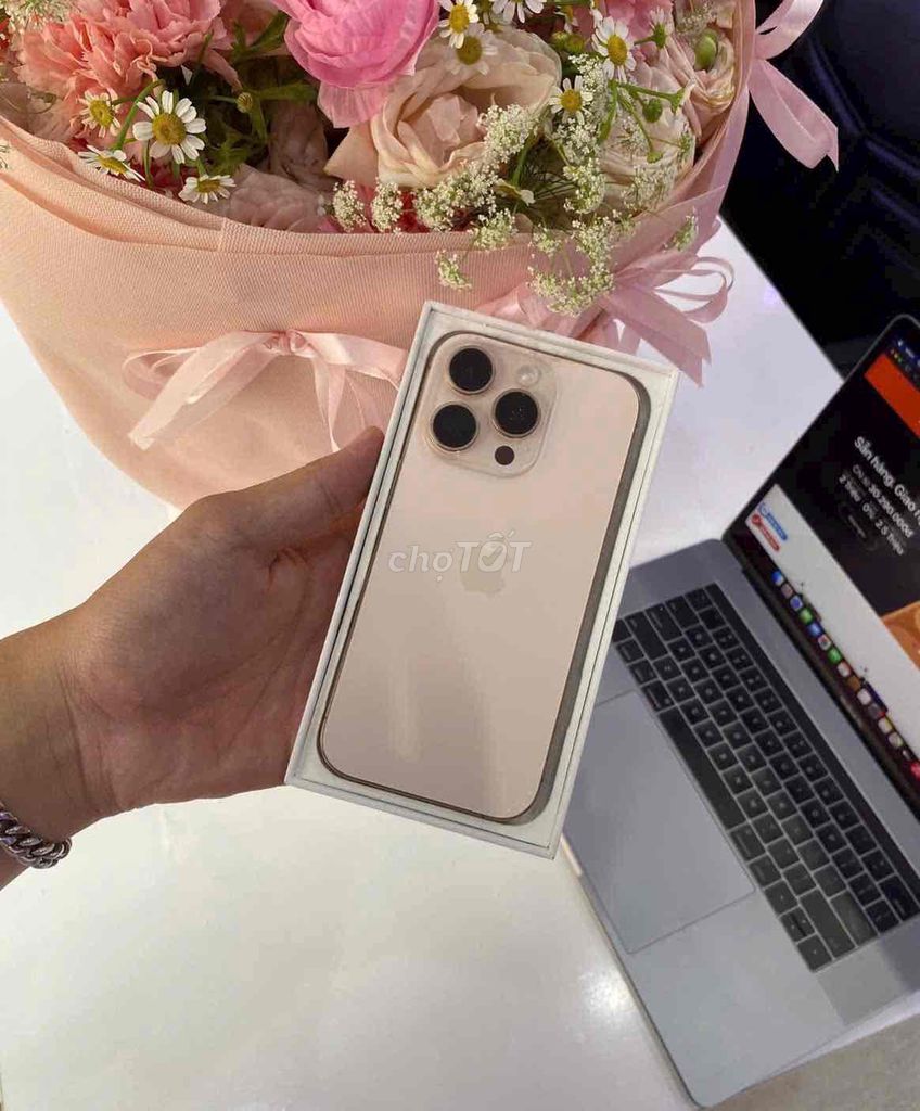 iphone 16pro 1tb vàng qtế mỹ pin98 còn bht9/2026. Mua bán Điện thoại tại Quận 3 Tp Hồ Chí Minh được đăng bởi Nam Á Mobile hình 1