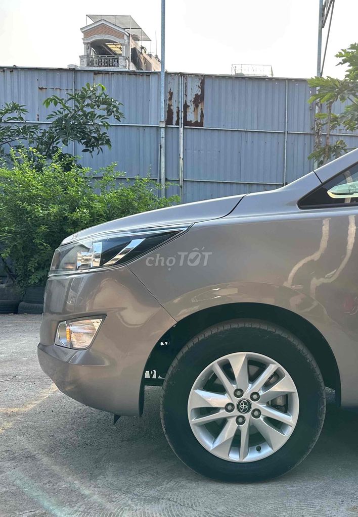 Toyota Innova 2018 photo 3