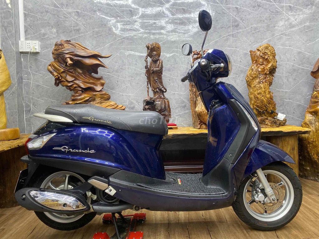 👉Grande chính chủ bstp máy zin bao êm. Mua bán Xe máy tại Quận 7 Tp Hồ Chí Minh được đăng bởi Xe Cũ Hiếu CT hình 5