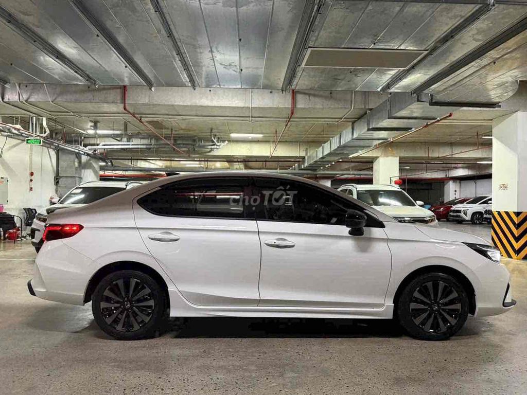 Honda City 2024 RS Trắng - 17000 km, Hãng bán. Mua bán Ô tô tại Quận 7 Tp Hồ Chí Minh được đăng bởi Honda Ôtô Quận 7 hình 3