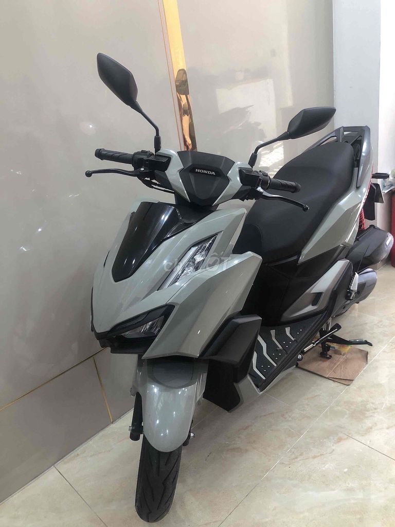 Honda Vario 160 ABS 2023 серый цемент