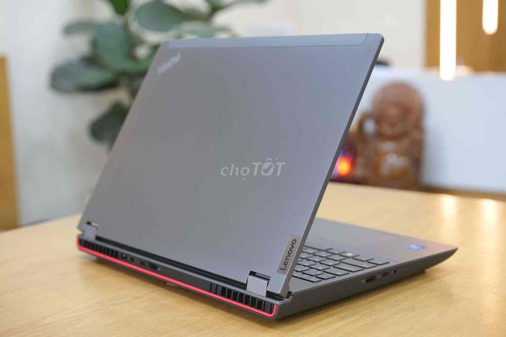 Thinkpad P16 Gen 2 i7 13700Hx 32G 1Tb RTX1000 ADA