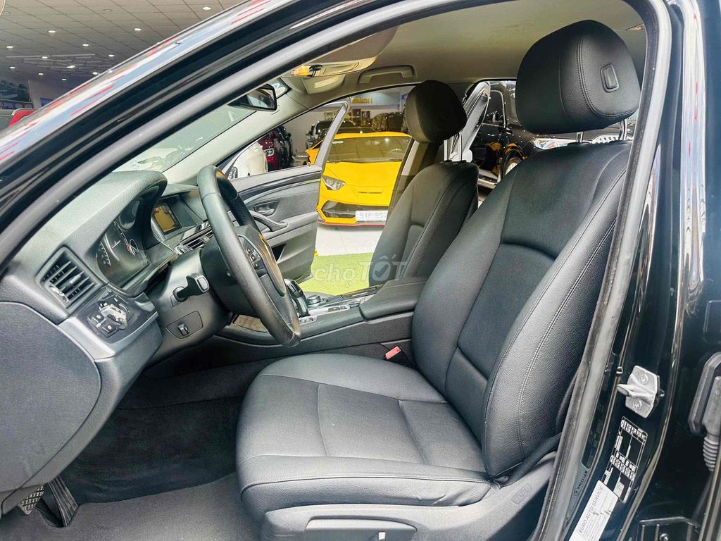 BMW 520i Model 2016. Mua bán Ô tô tại Quận 8 Tp Hồ Chí Minh được đăng bởi Hồng Phúc hình 4