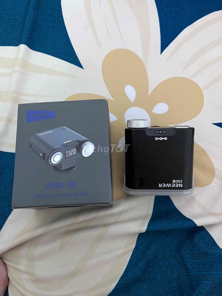 Đèn flash NEEWER Z160 SE Đen. Mua bán Máy ảnh, Máy quay tại Quận Ninh Kiều Cần Thơ được đăng bởi Nguyễn Lê Uyên Nhi hình 1
