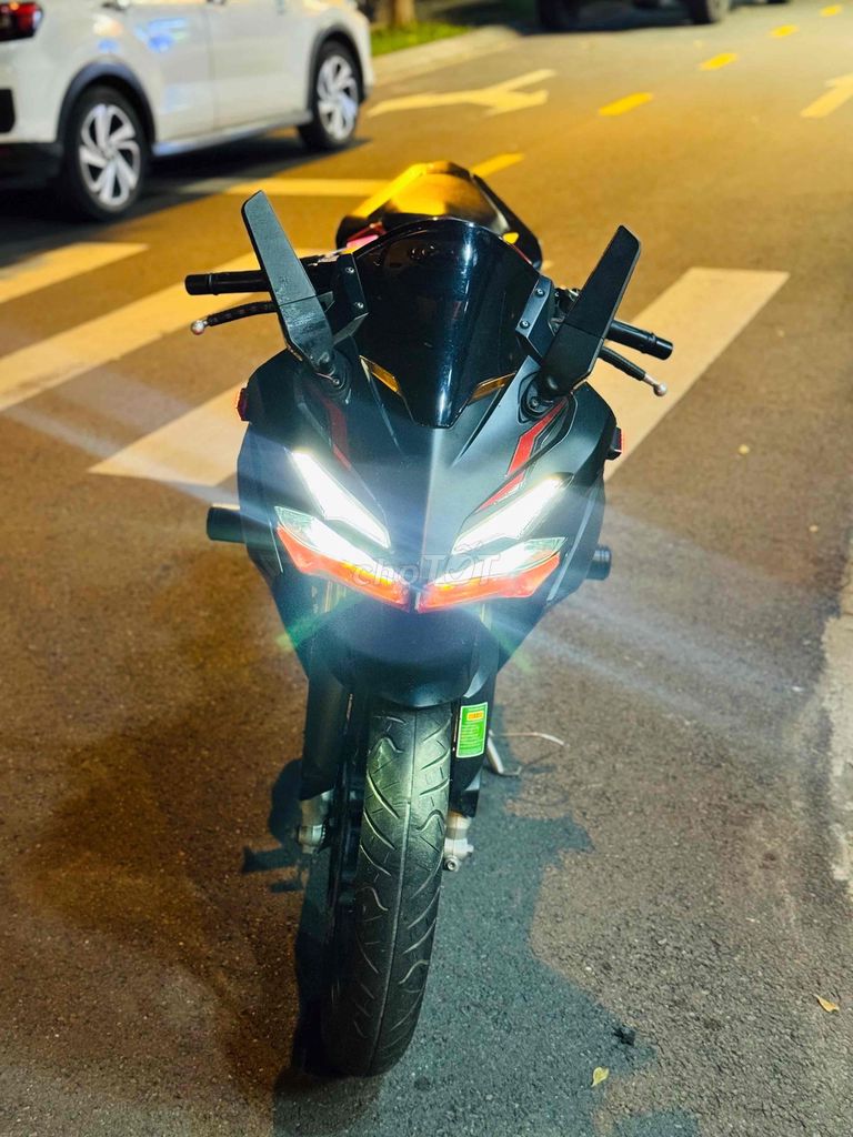 Bán CBR150R ABS BSSG chính chủ. Mua bán Xe máy tại Quận 12 Tp Hồ Chí Minh được đăng bởi Thiên Tài hình 2