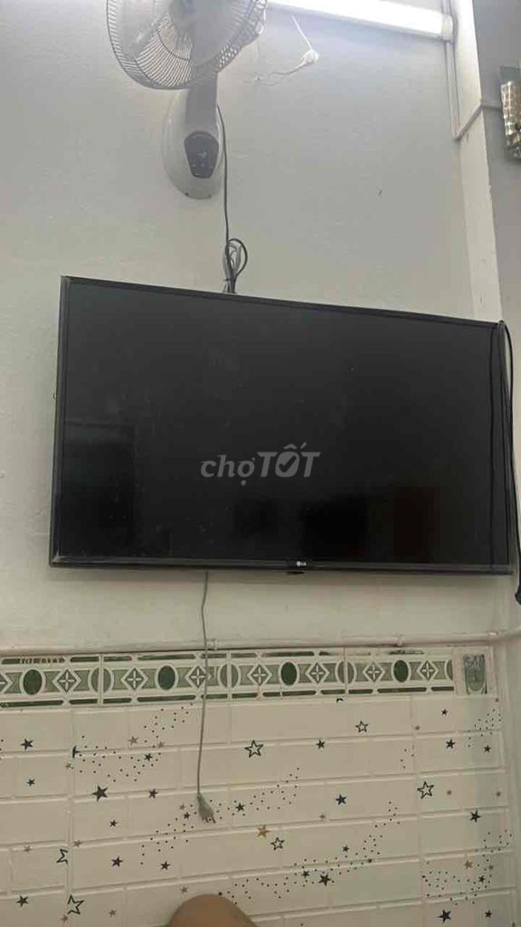 Tivi LG 42 inch Hư màn hình. Mua bán Tivi, Âm thanh tại Quận Hải Châu Đà Nẵng được đăng bởi Phạm Quốc Hoàng hình 1