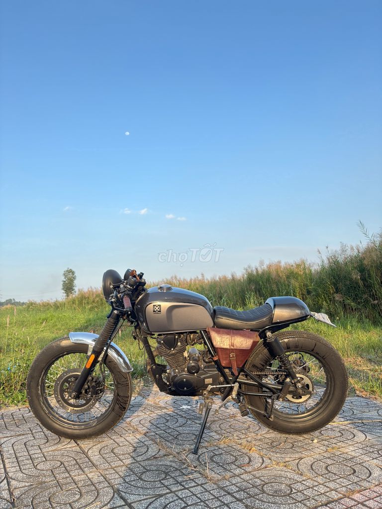 Brixton Cafe Racer 150cc 8200km BSTP 9c