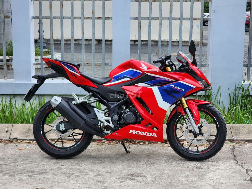CBR150R 2022 new 99% 170km mới keng. Mua bán Xe máy tại Huyện Nhà Bè Tp Hồ Chí Minh được đăng bởi Yên Trí Motor Nhà Bè hình 8