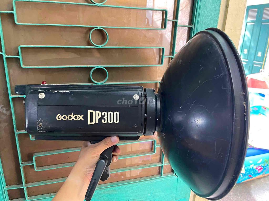 Đèn flash Godox DP300. Mua bán Máy ảnh, Máy quay tại Quận Hà Đông Hà Nội được đăng bởi hương hình 1