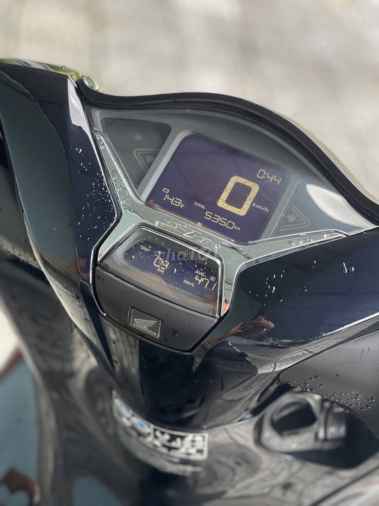 Honda SH 2025 Глянцево-черный, Доступна рассрочка