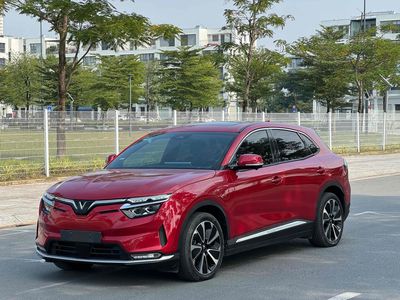 VF8 Plus 2023 Mua Pin Sdi giảm 70tr đổi xe xăng. Mua bán Ô tô tại Quận Thanh Xuân Hà Nội được đăng bởi hoang tran minh hình 1