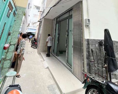 Nhà khu chợ Phạm Văn Hai quận Tân Bình. Mua bán nhà ở tại Quận Tân Bình Tp Hồ Chí Minh được đăng bởi Quỳnh Nga