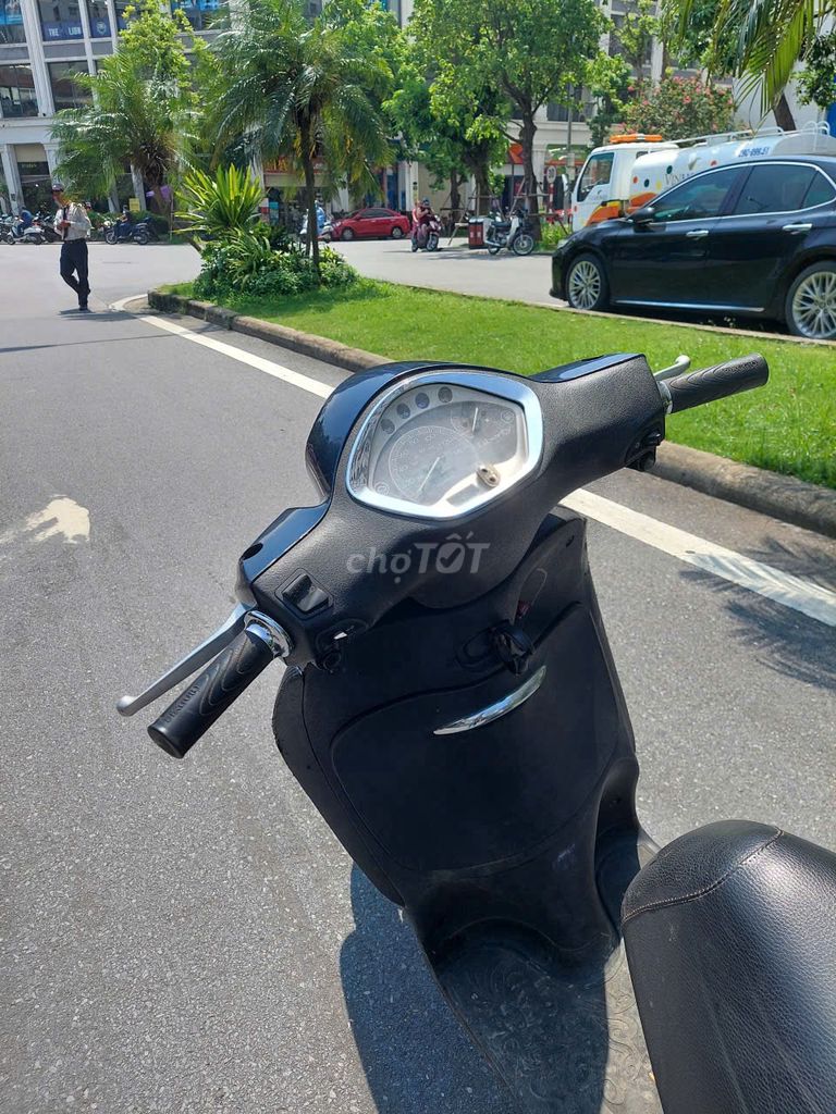 Bán xe Piagio Libertyie  tíết kiệm xăng chính chủ. Mua bán Xe máy tại Quận Hoàng Mai Hà Nội được đăng bởi Lê văn tình hình 4