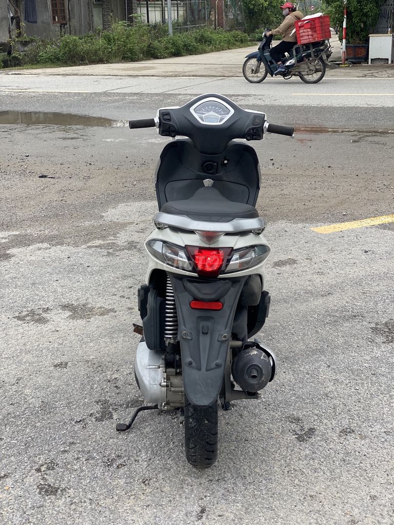 Bán libety abs đời 2016. Mua bán Xe máy tại Thành phố Vinh Nghệ An được đăng bởi Vinh hình 6