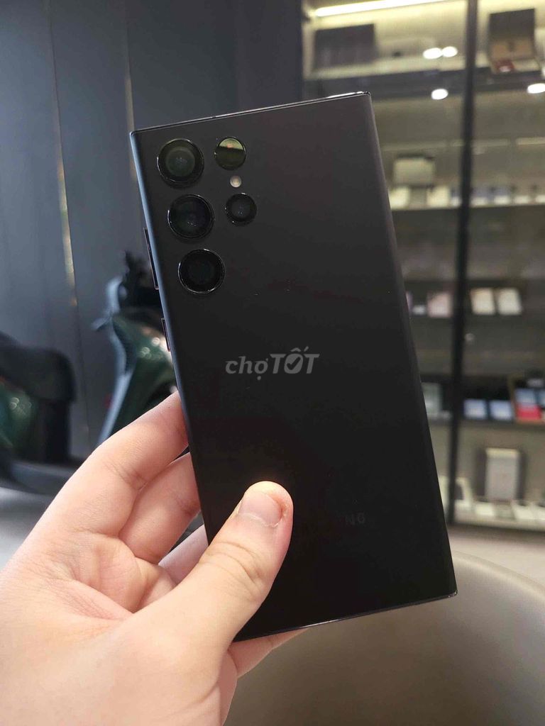 Samsung Galaxy S22 Ultra 8GB/128GB Đen Chính Hãng. Mua bán Điện thoại tại Quận 8 Tp Hồ Chí Minh được đăng bởi CA REM BÁN TÁO hình 1